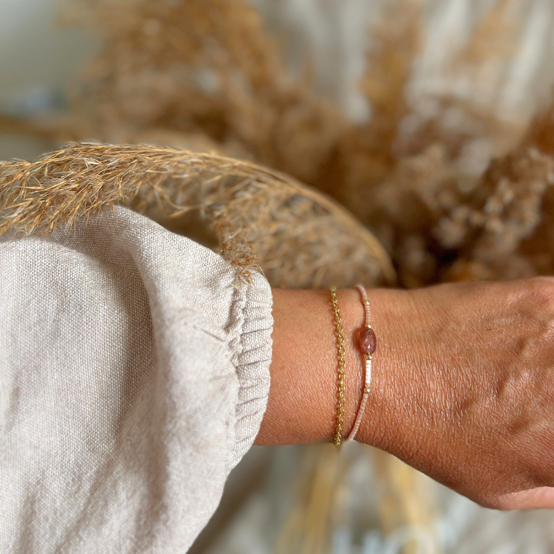 Aardbeienkwarts armband