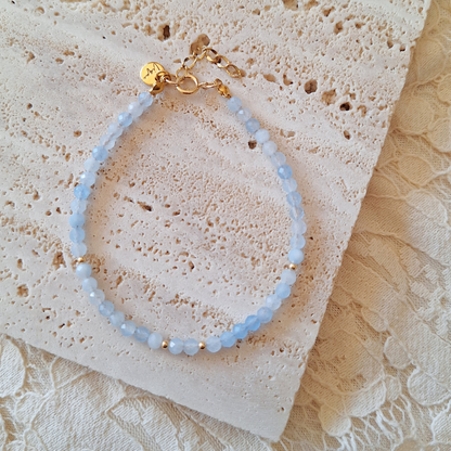 aquamarijn goldfilled armband hooikoorts blauw