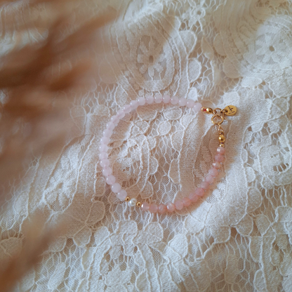Handgemaakte armband met maansteen en rozenkwarts