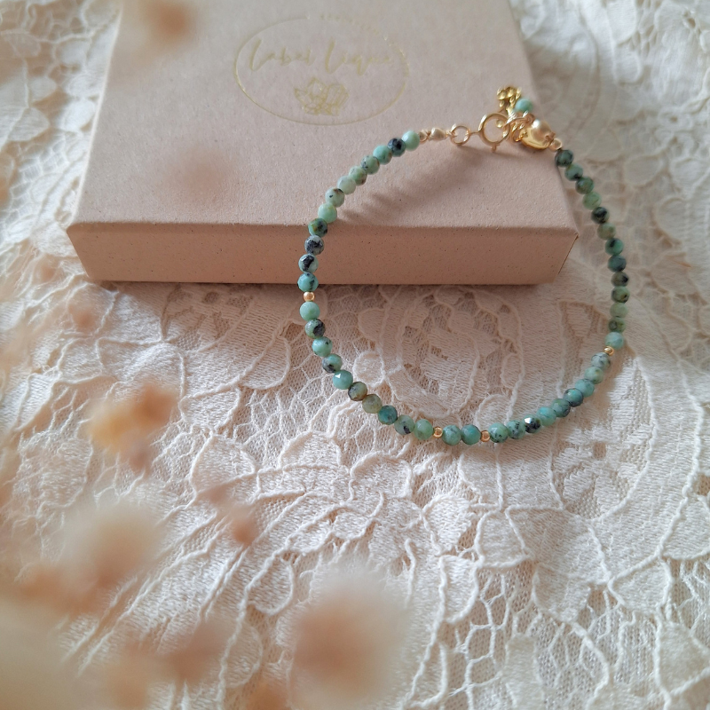 Afrikaanse turkoois armband op kant