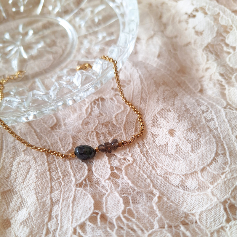 Handgemaakte armband met rookkwarts, groene agaat en hematiet